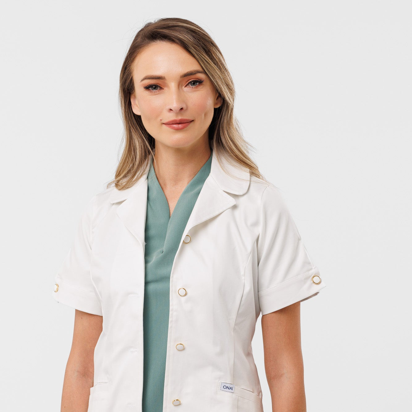 Halat medical scurt elegant femei cu nasturi aurii