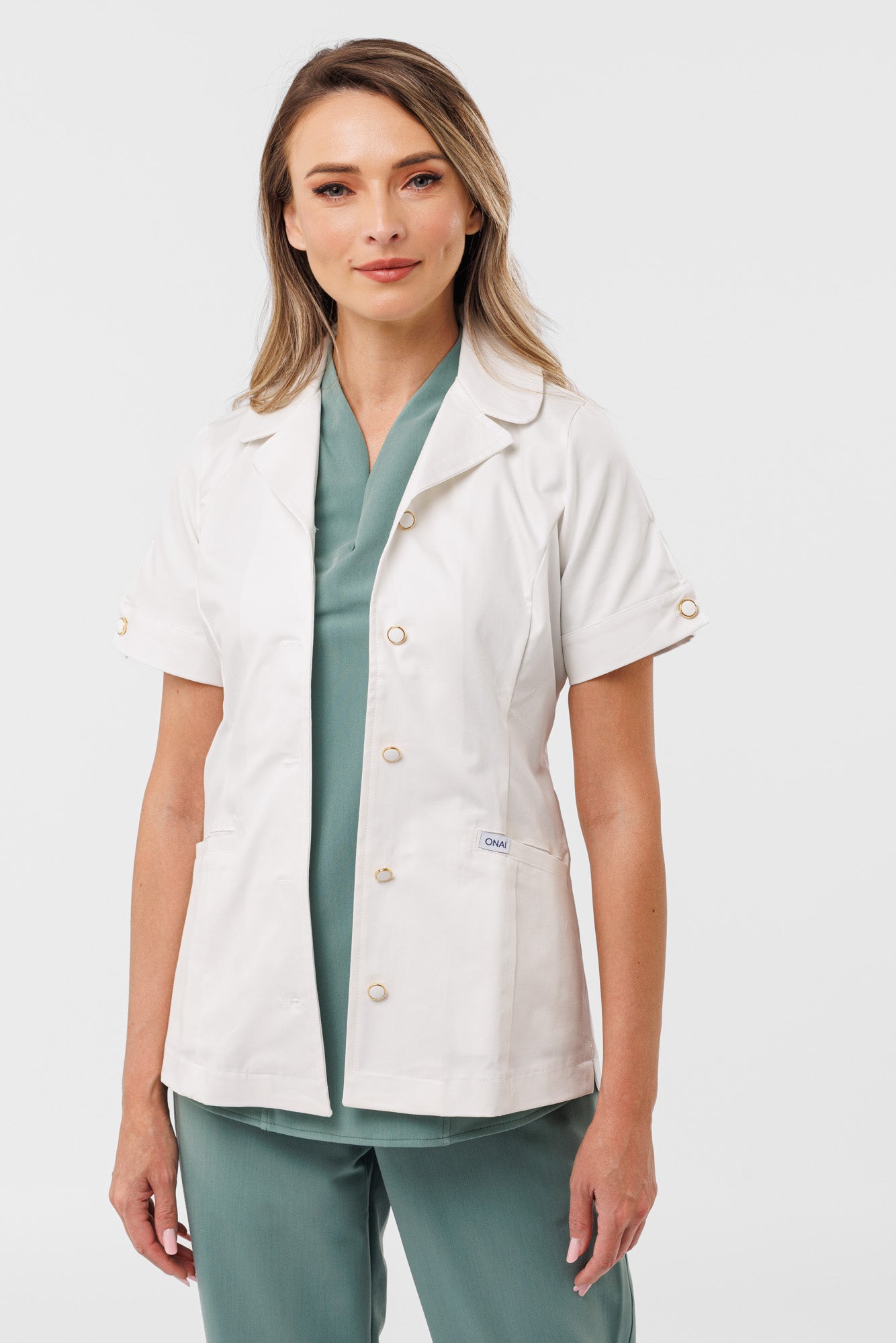 Halat medical scurt elegant femei cu nasturi aurii