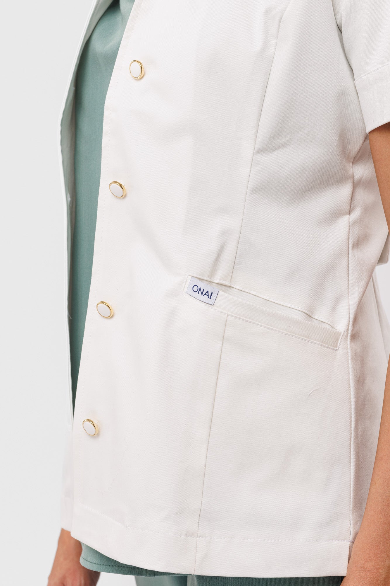 Halat medical scurt elegant femei cu nasturi aurii