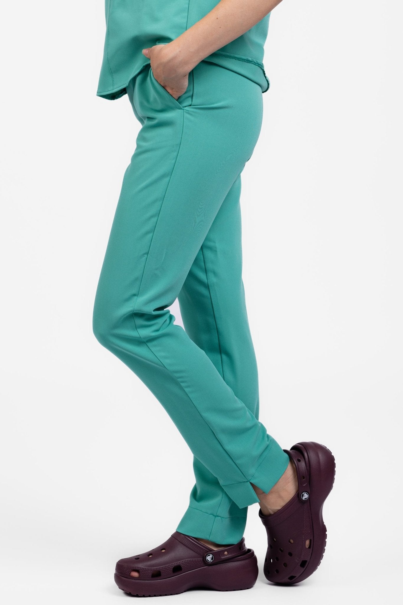 Pantaloni medicali eleganti femei