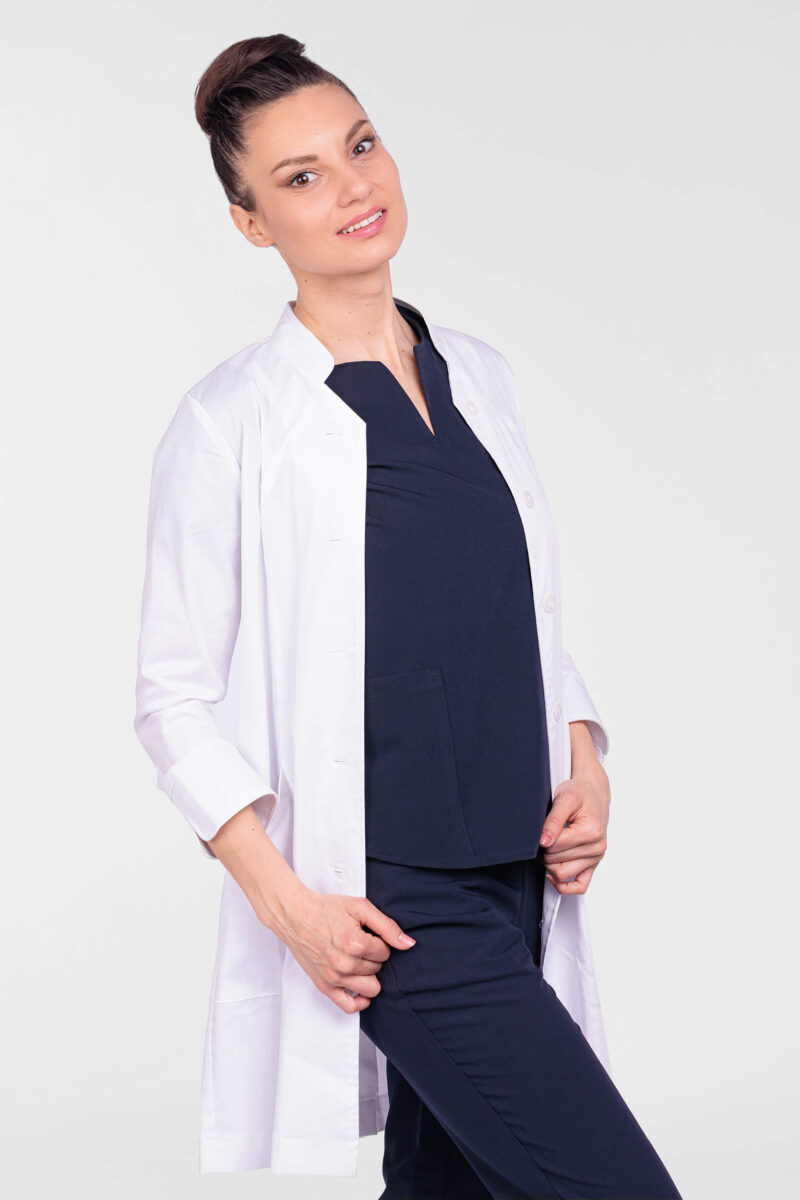 Bluză medicală femei elegantă Bleumarin OM124 Uniforma medicala