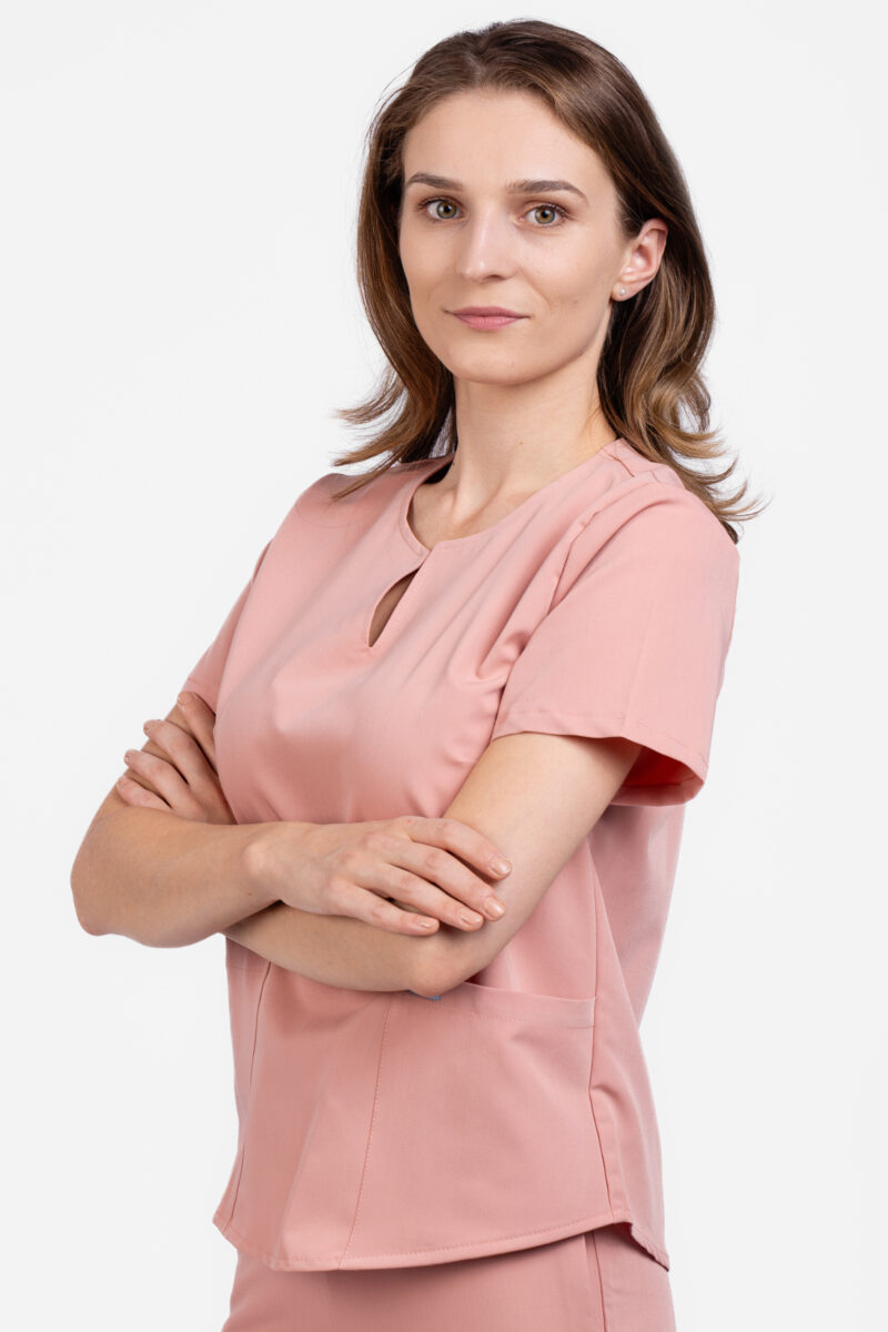 Uniforma medicala femei eleganta roz pudrat